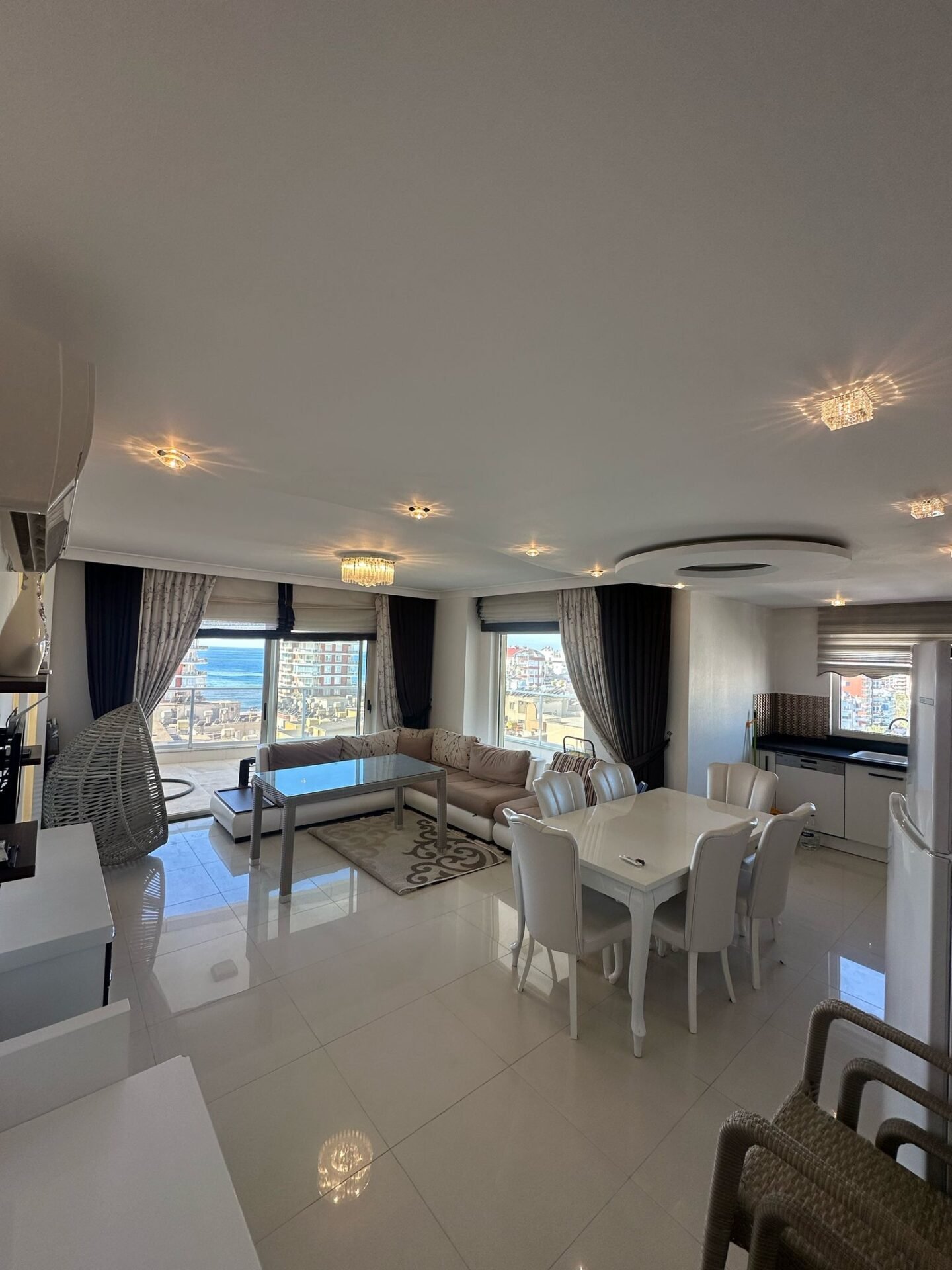 76ee53de-2890-46b6-9f9b-173458586db5