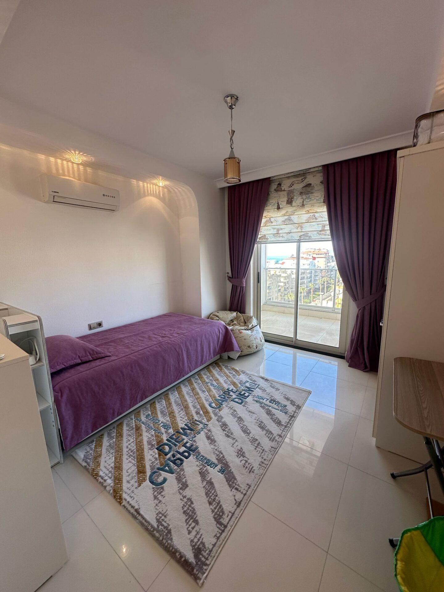 84b12b49-3b12-4a41-b39d-ba57ccf79cac