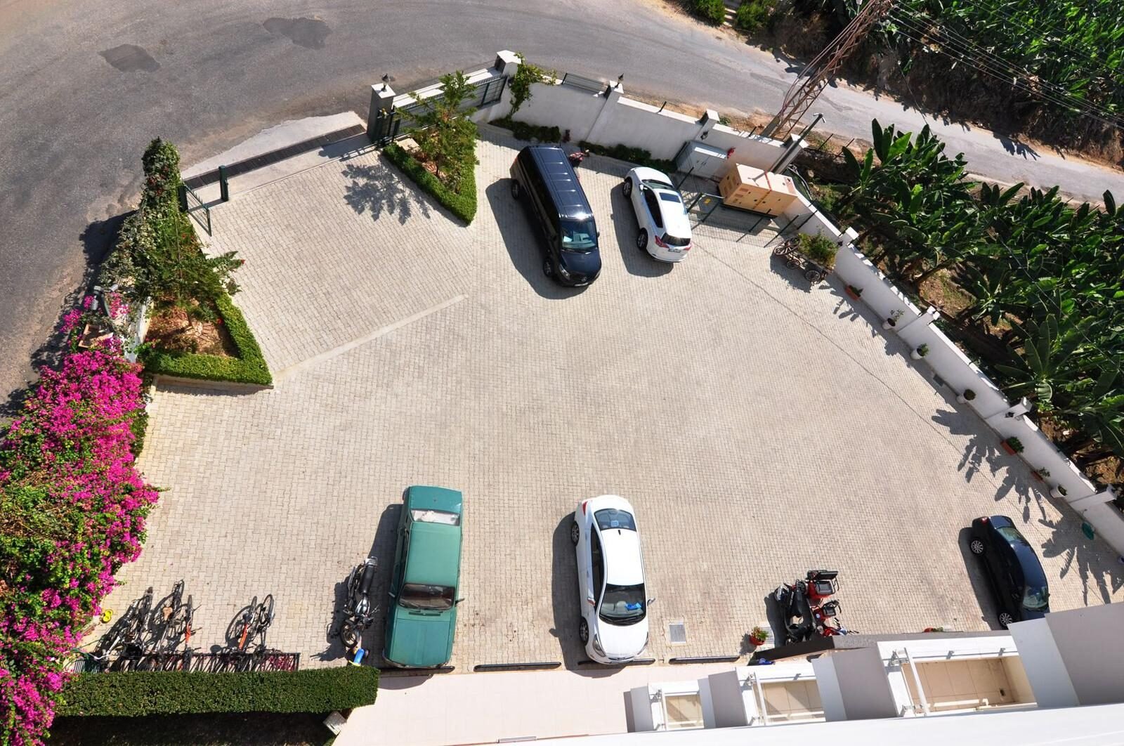 PHOTO-2024-10-14-12-03-33