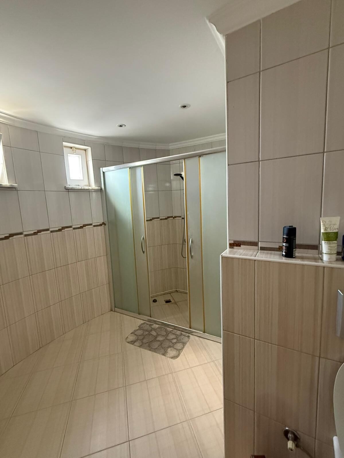 WhatsApp Image 2025-10-07 at 12.10.24 (1)