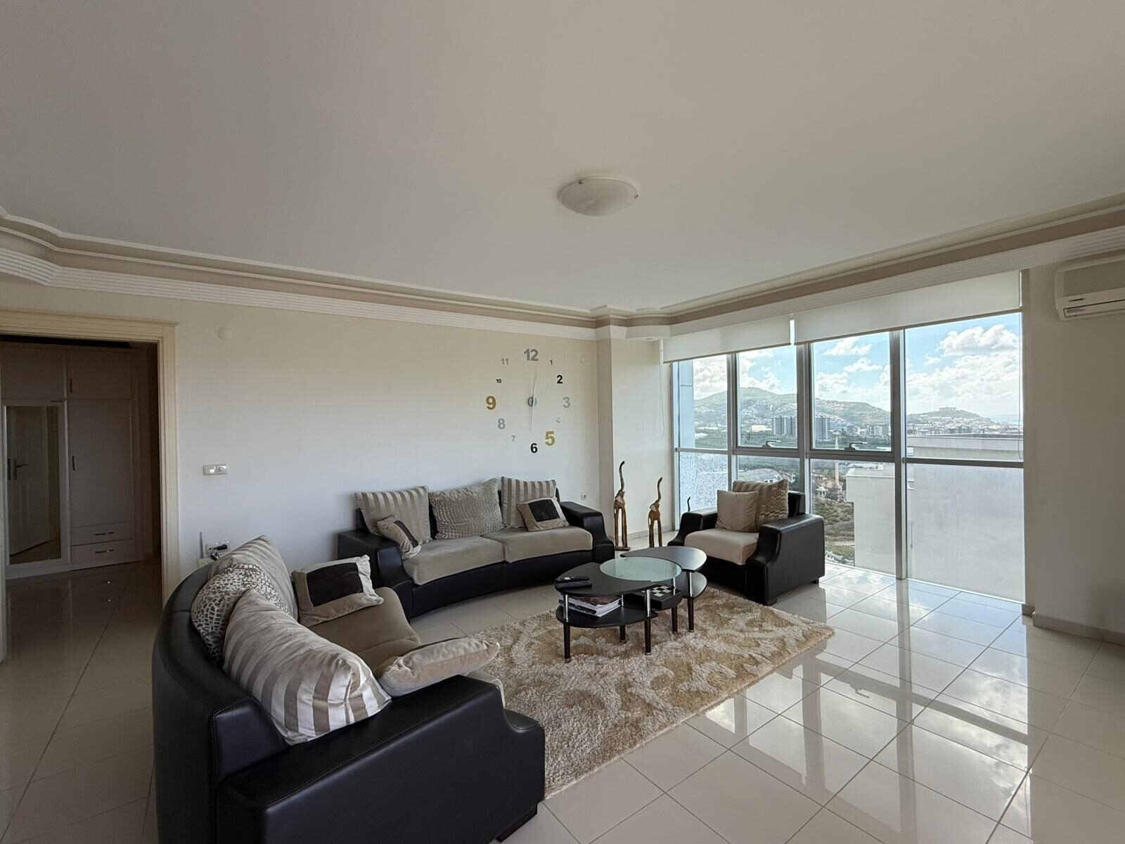 WhatsApp Image 2025-10-07 at 12.10.25 (1)