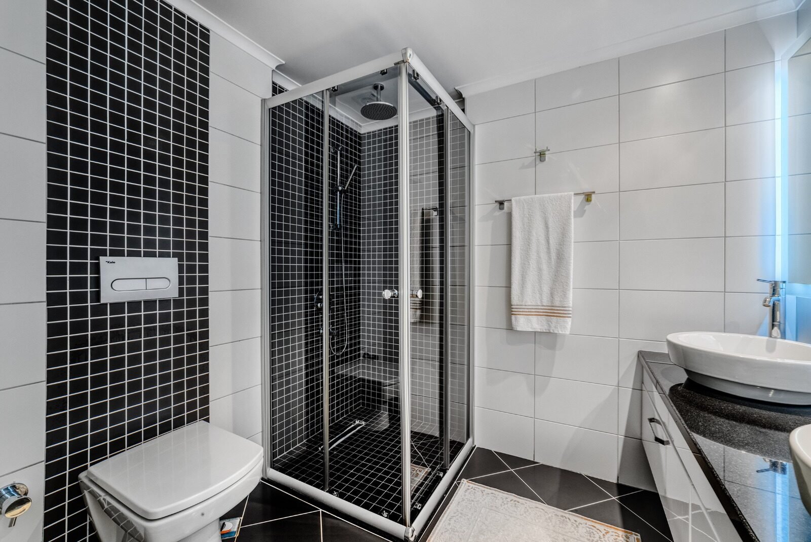 dc7f4b0a-0449-42f7-87d4-544b9f0fc568