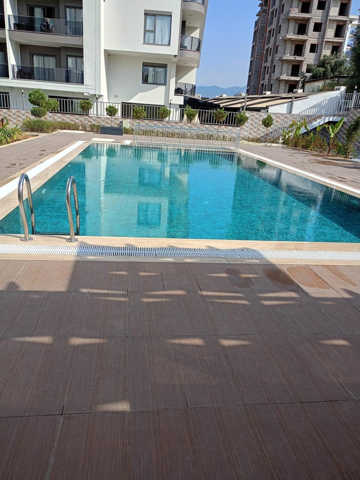 4bf8da42-55d7-4084-b3a1-2ce5c9a305f6